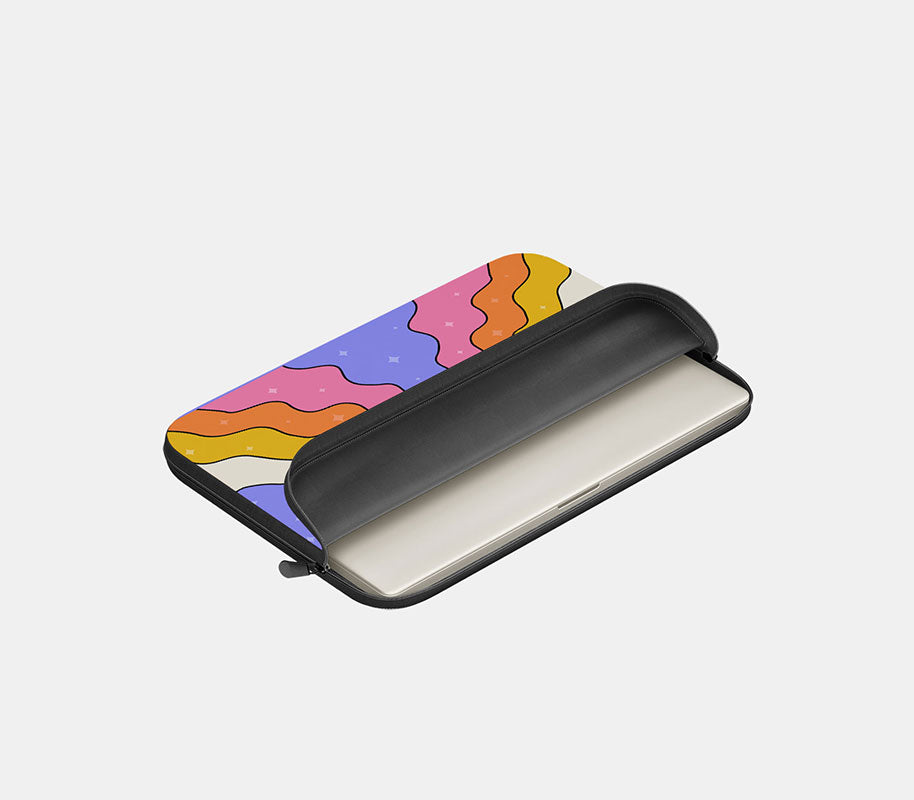 Sunburn Live Love Dance Laptop Sleeve
